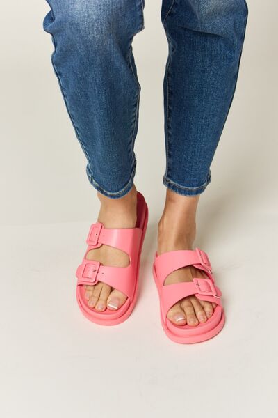 Monroe Sandals