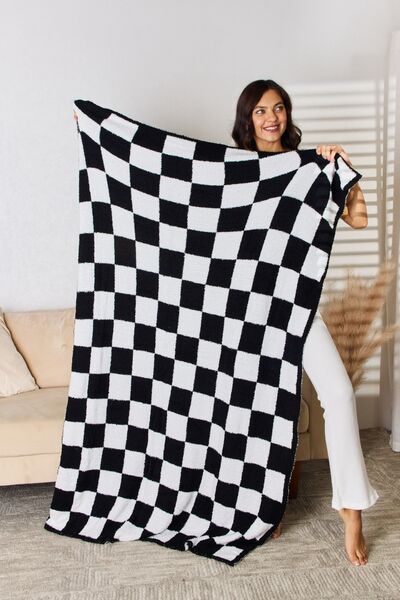 Checkered Print Throw Blanket