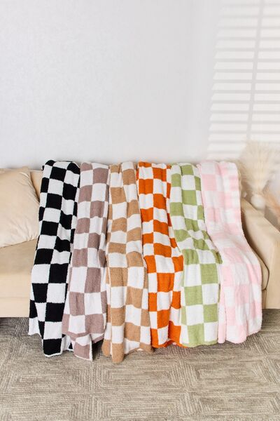 Checkered Print Throw Blanket